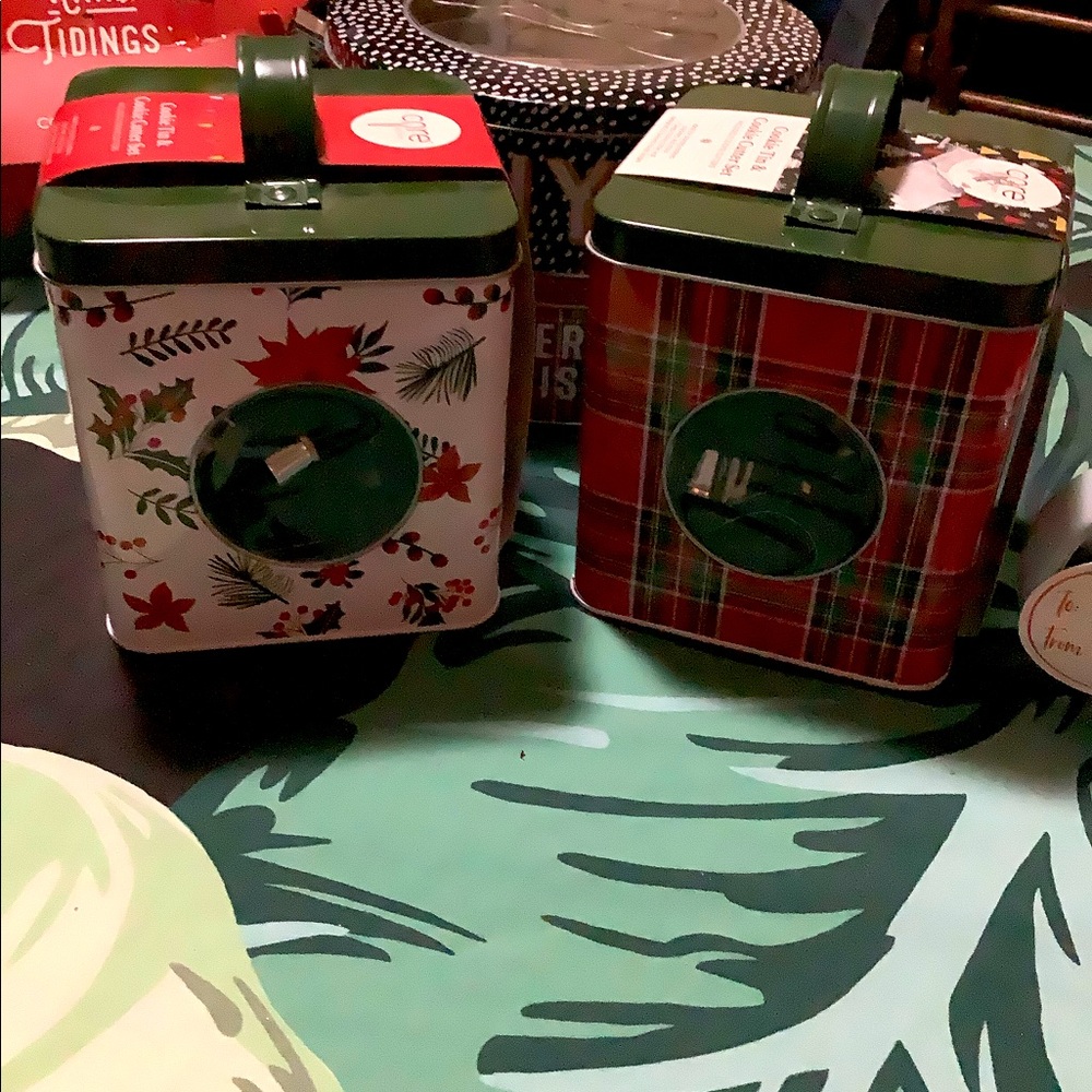 Holiday Gift Set 2 NWT’s